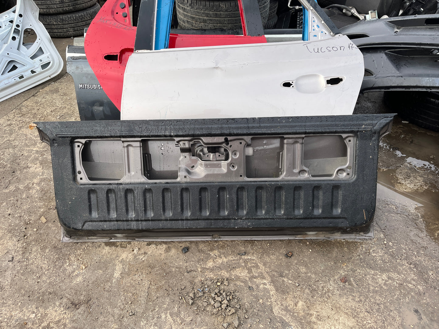 капак Mitsubishi L200