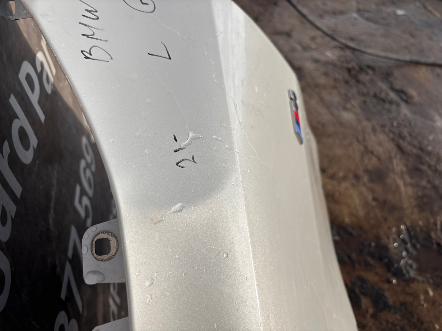 Преден ляв калник • BMW i4 G26 (2021–)