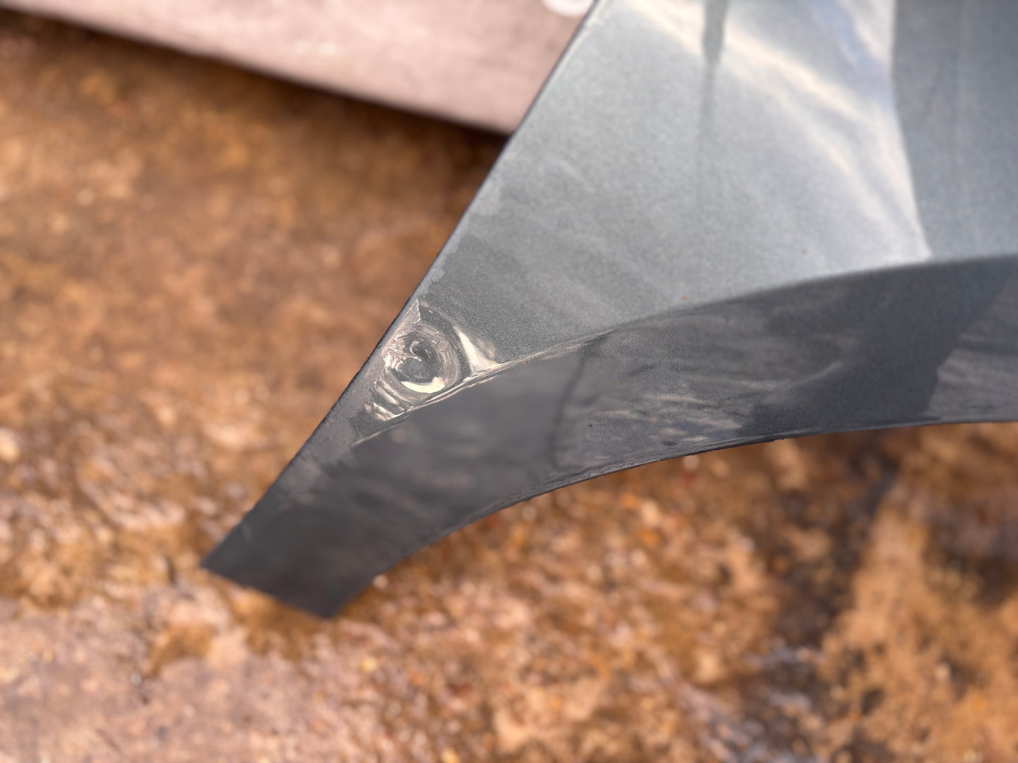 Преден десен калник • Skoda Fabia 3 (2015–)