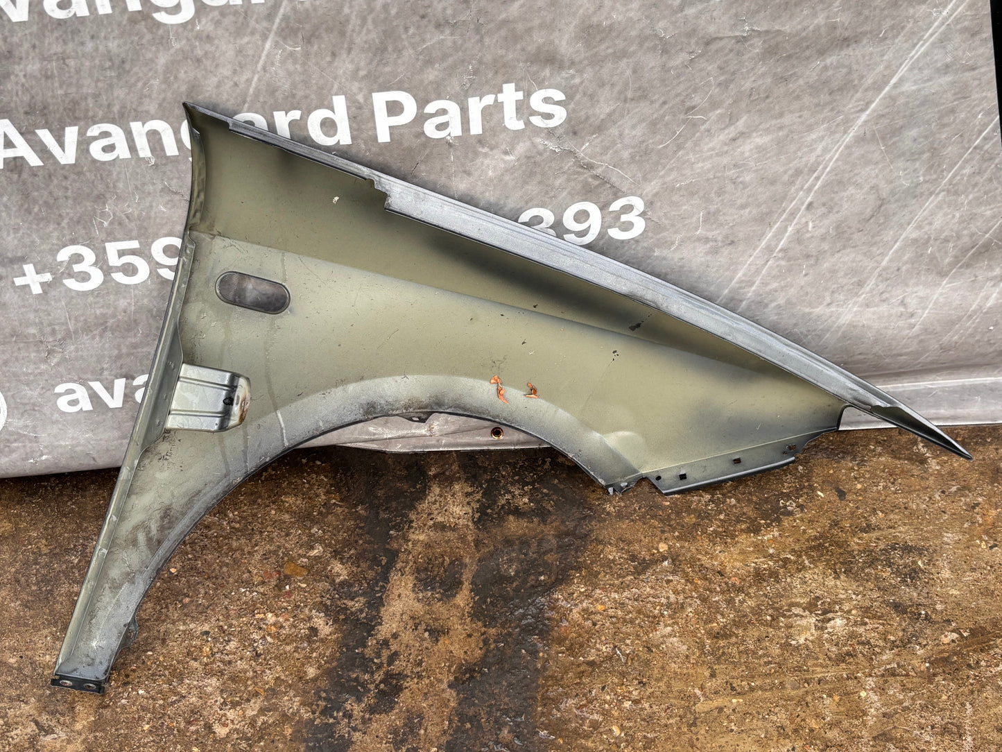 Ляв калник • Seat Ibiza (2012–)