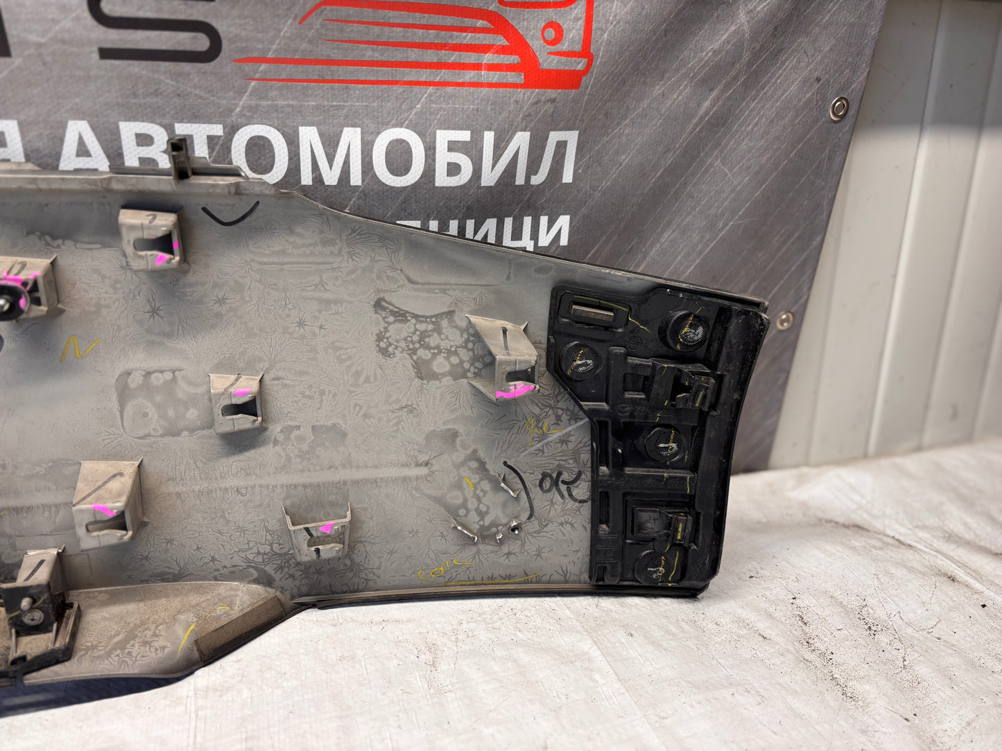 Лайстна заден капак • Mazda CX-30 • 2019