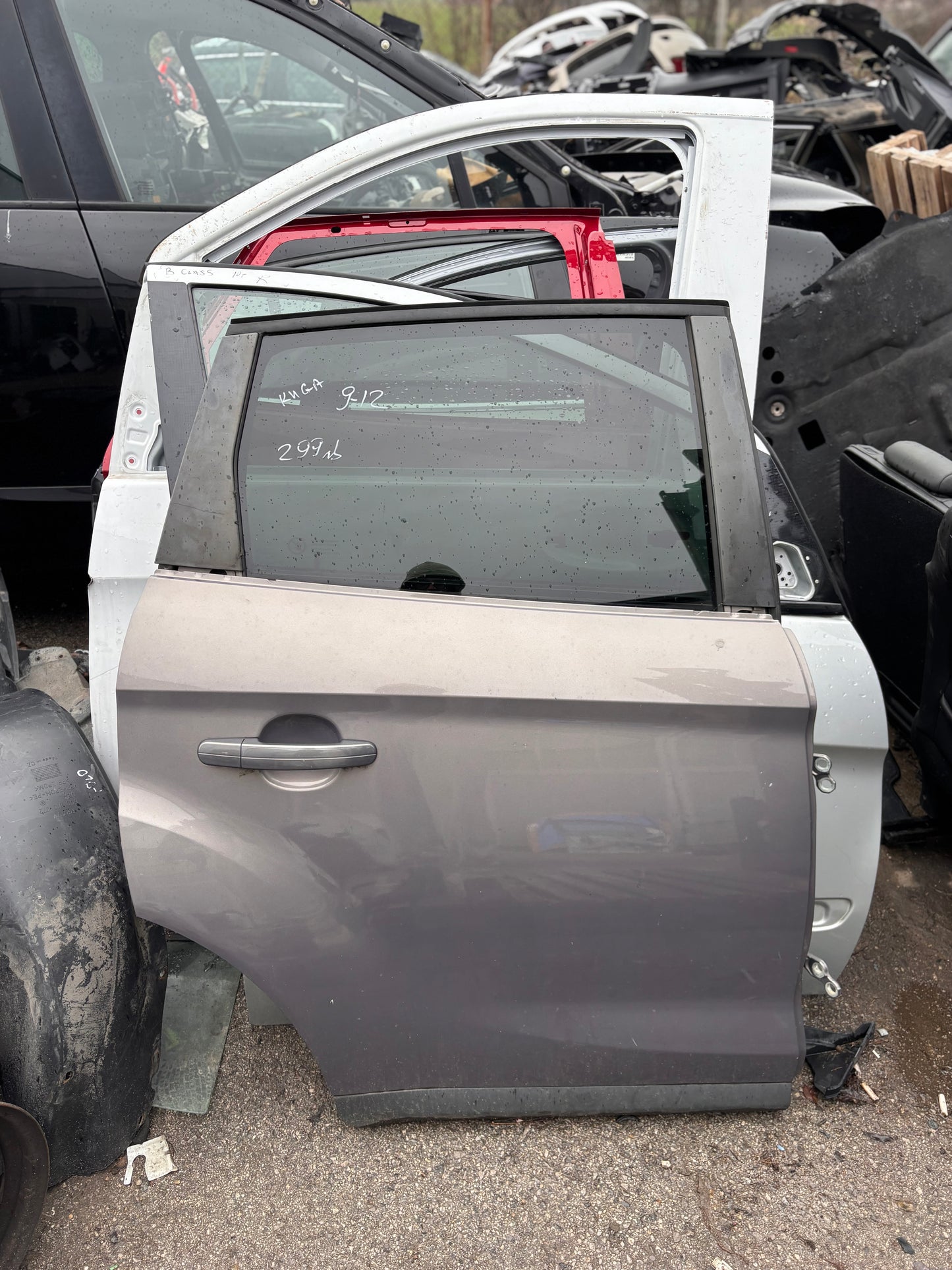 Врата задна дясна • Ford Kuga • 2009–2012