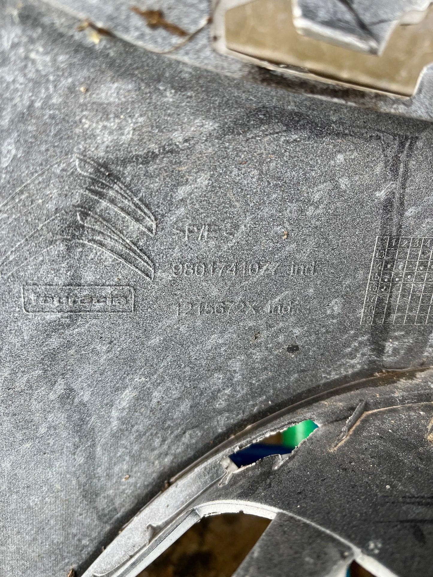Броня Citroen C4 Cactus 14-