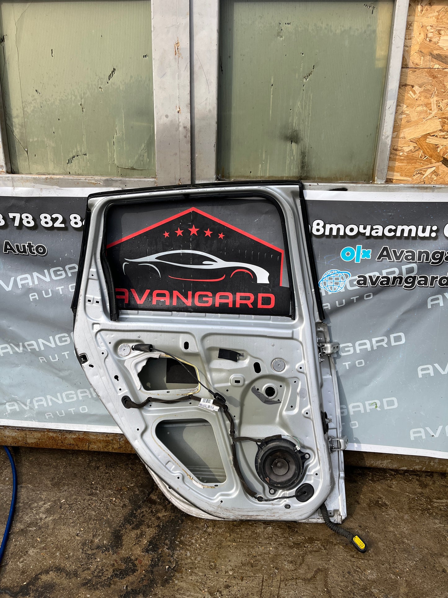 Задна лява врата Renault Grand Scenic 3