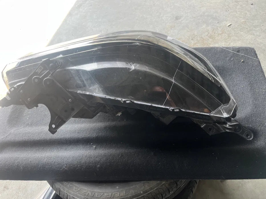Фар Suzuki SX 4 S Cross 2021 LED