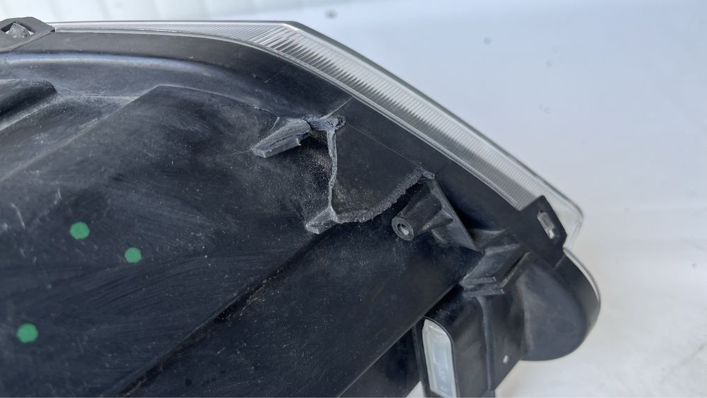 Ляв и десен фар Seat Ateca