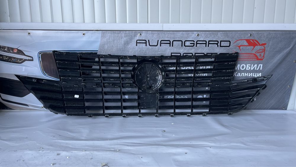2 броя решетка Volkswagen T6.1 2020г