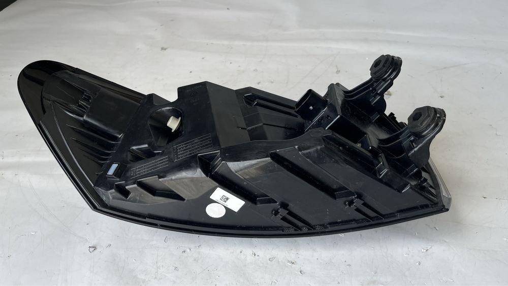 Десен стоп Volkswagen ID 4 2020-