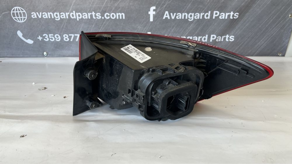 Ляв и десен стоп Seat Ateca