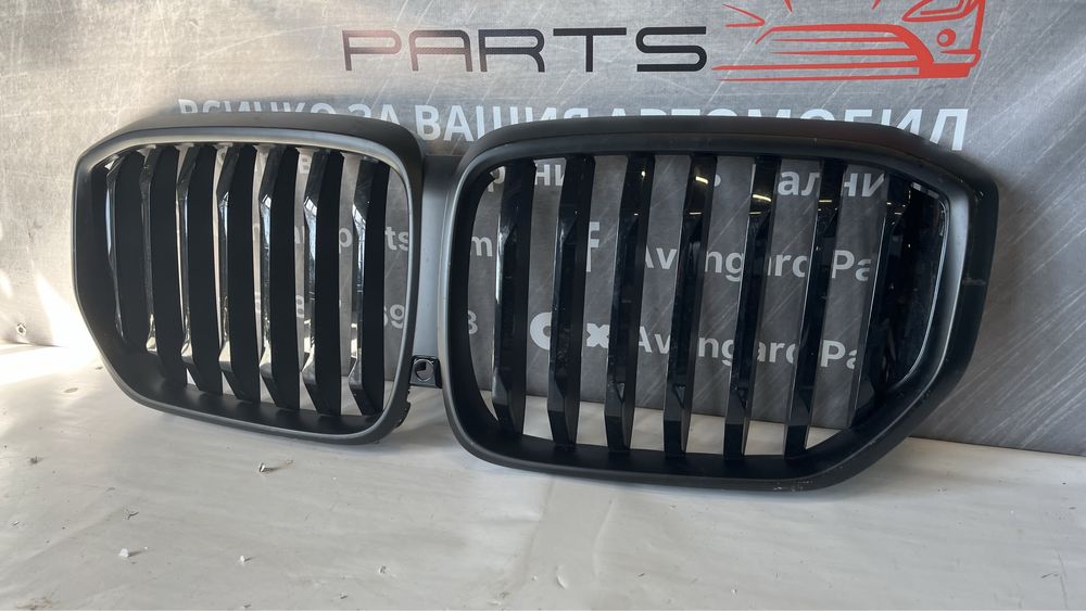 Предна решетка/бъбреци BMW X5 G05 2019-