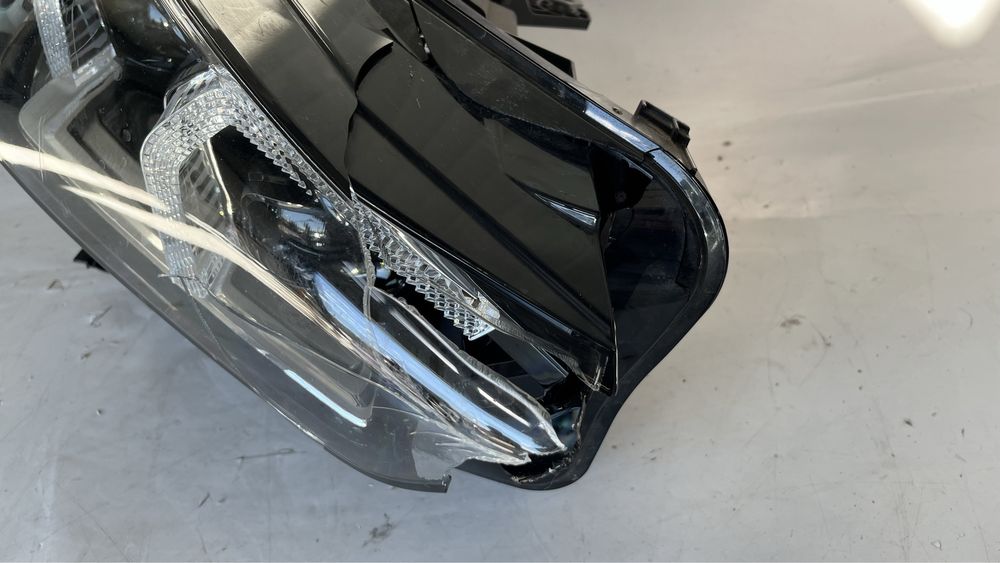 Десен фар BMW X1 U11 2023-