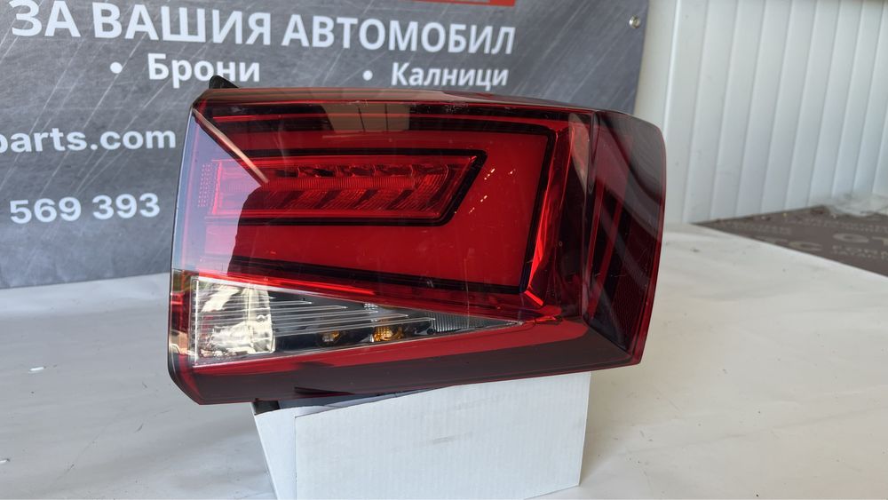 Ляв и десен стоп Seat Ateca