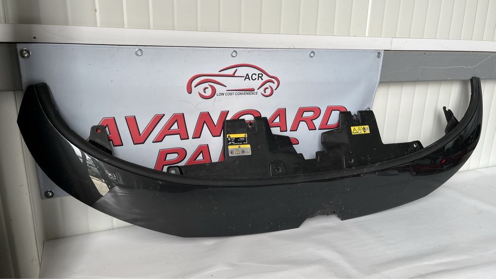 Панел над фаровете Volkswagen ID3