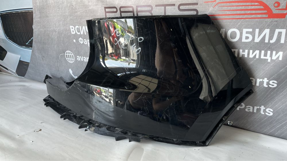 Десен ъгъл от задна броня Volvo XC40