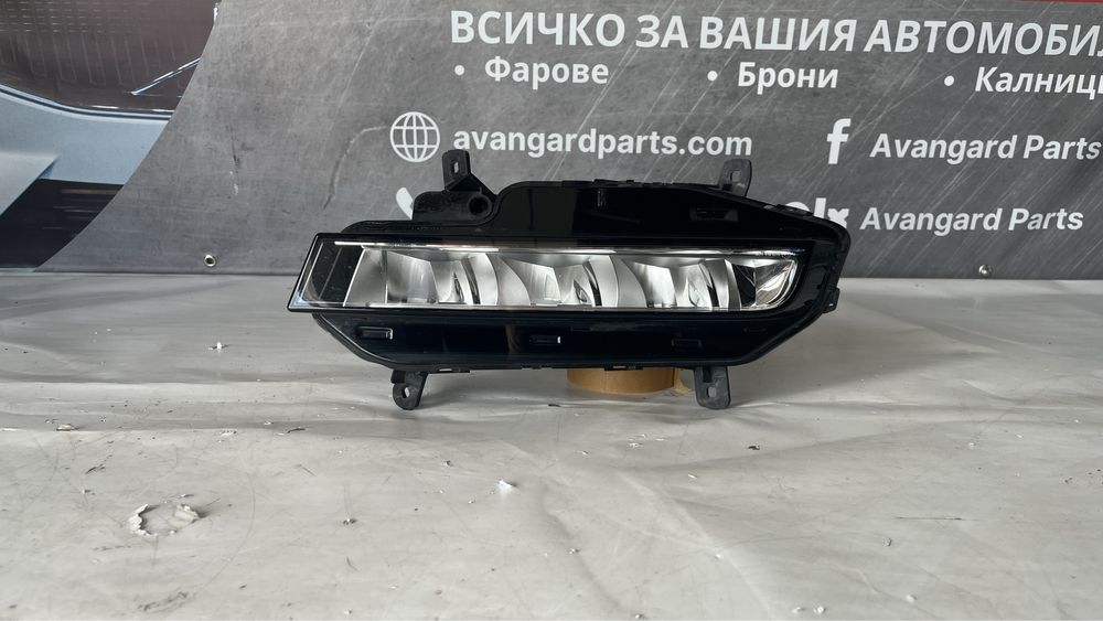 десен халоген Skoda Octavia 3 (2014-2019)