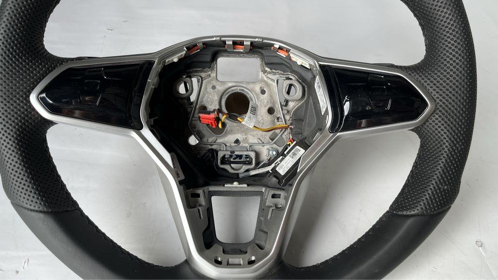 2 броя волан VW Golf 8 2019-