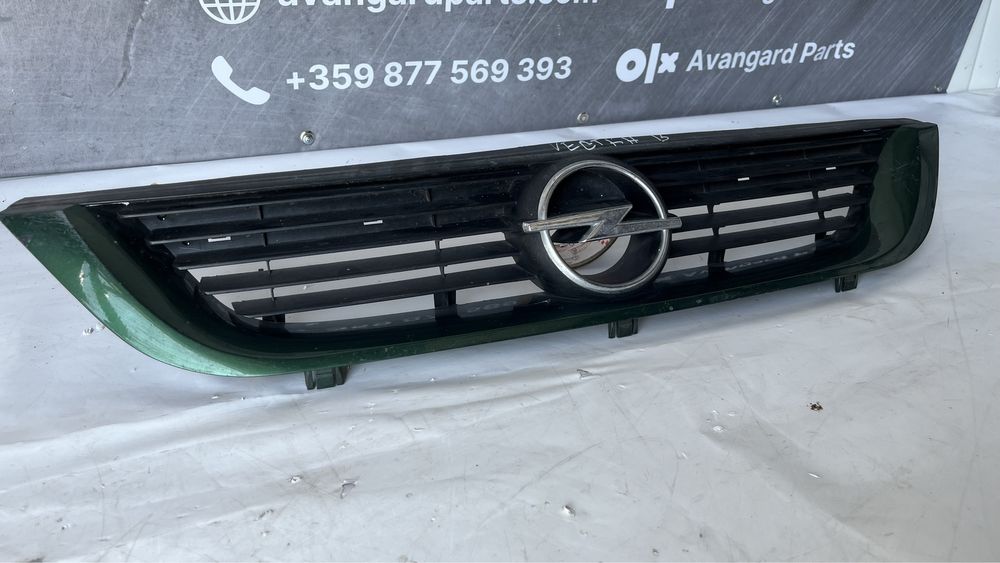 Решетка Opel Vectra B 1995-2002