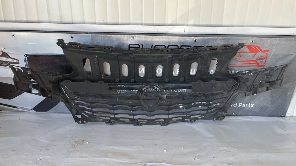 Решетка Opel Corsa E 2014-2019