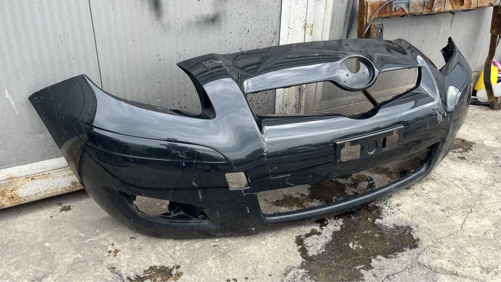 Предна броня Toyota Yaris 2009-2011