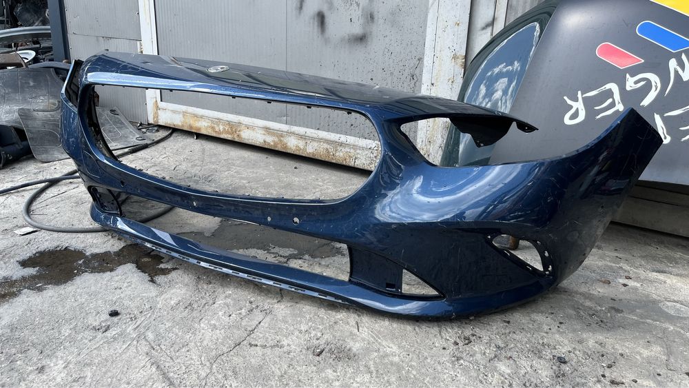 2 броя предна броня Mercedes B class W247