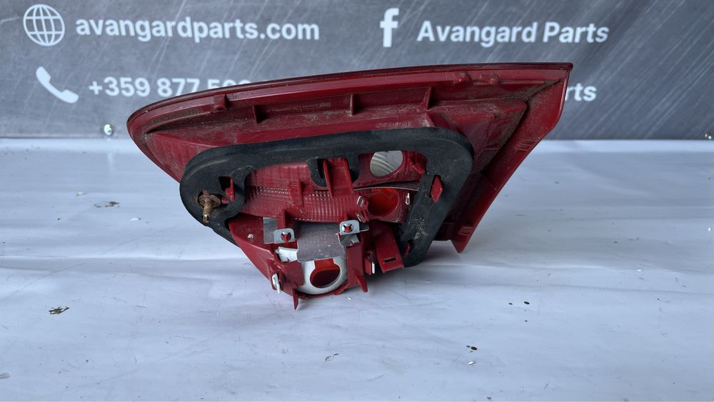 2 броя ляв и 1 брой десен стоп Seat Ibiza 4 (2008-2012)