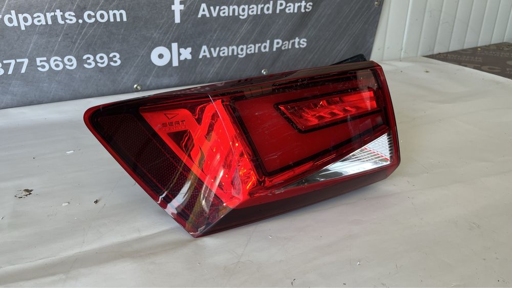 Ляв и десен стоп Seat Ateca