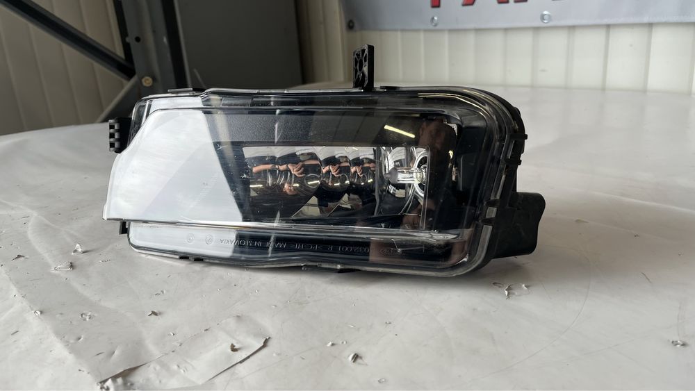 Халоген Volkswagen Crafter 3бр