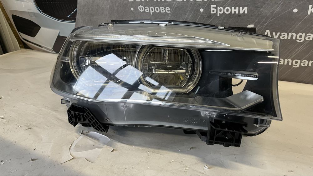 Десен фар BMW X5 F15/ X6 F16 (2013-2017)