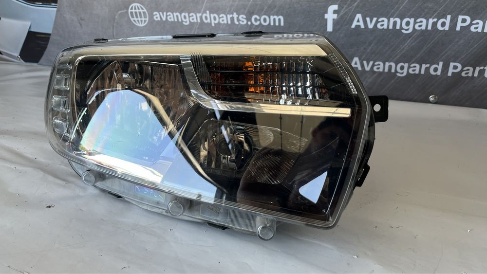 2 броя десен фар Dacia Logan(17-20), Sandero(16-20)