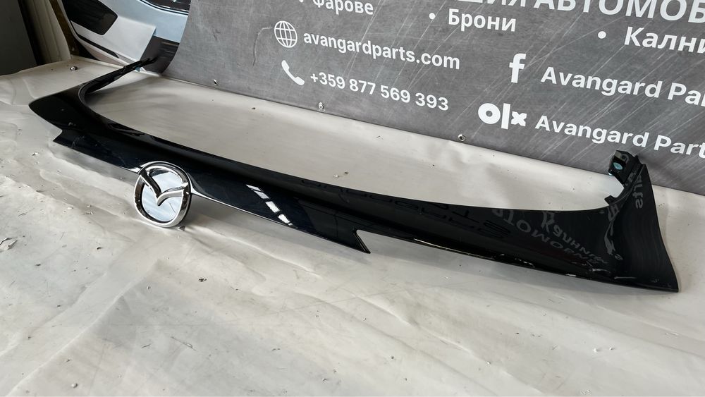 2 броя лайстна от багажна врата Mazda CX30 2019-, CX5 2018-