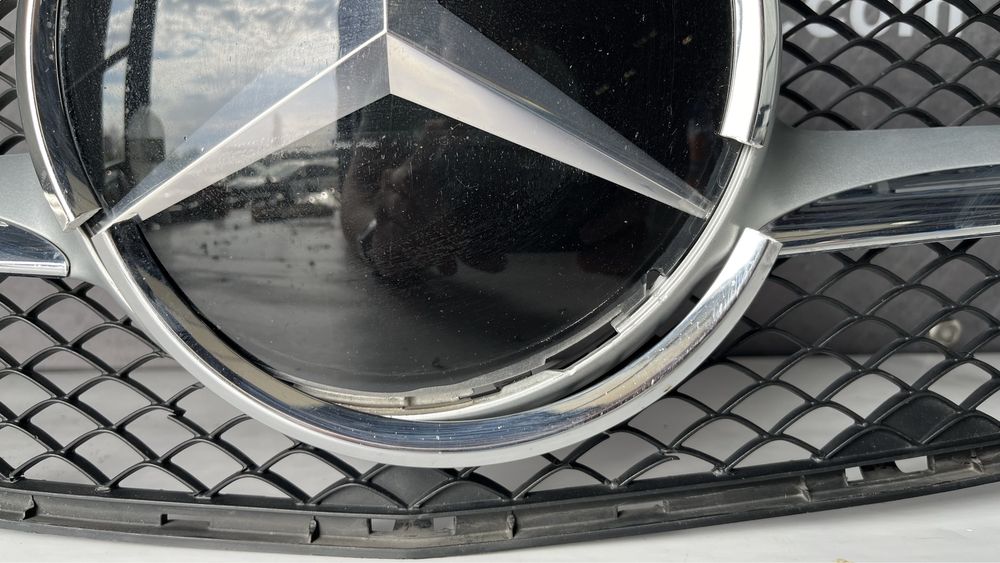 Решетка Mercedes C 205 (2014-2021)