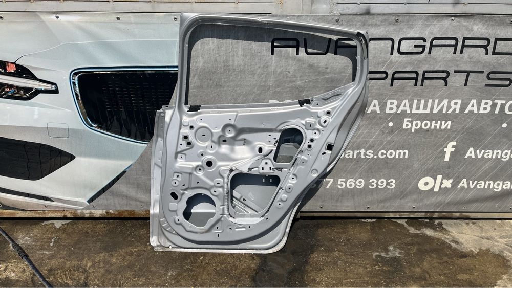 2 броя задна дясна врата Dacia Sandero 3