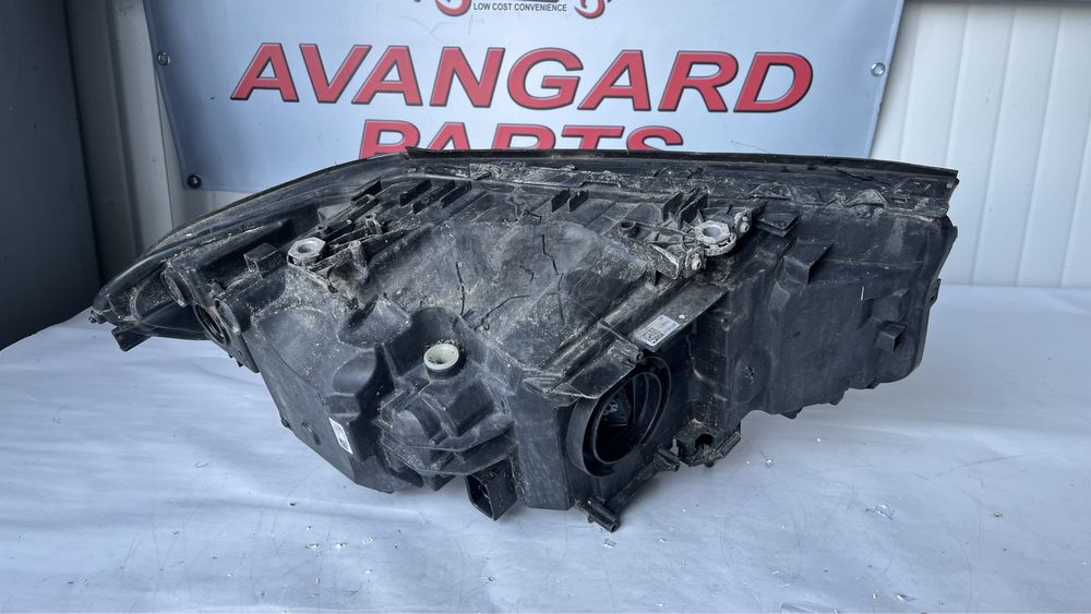 2 броя ляв фар BMW 5 G30/G31 (2017-2023)
