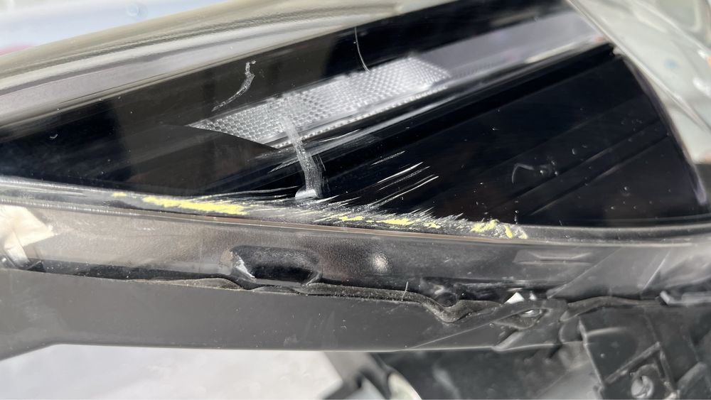 2 броя десен фар Mazda CX5