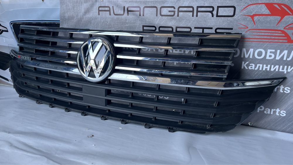 2 броя решетка Volkswagen T6.1 2020г