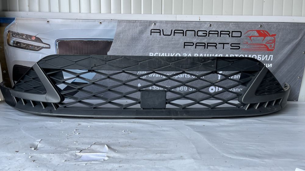 Лип и решетка Seat Arona 2020-