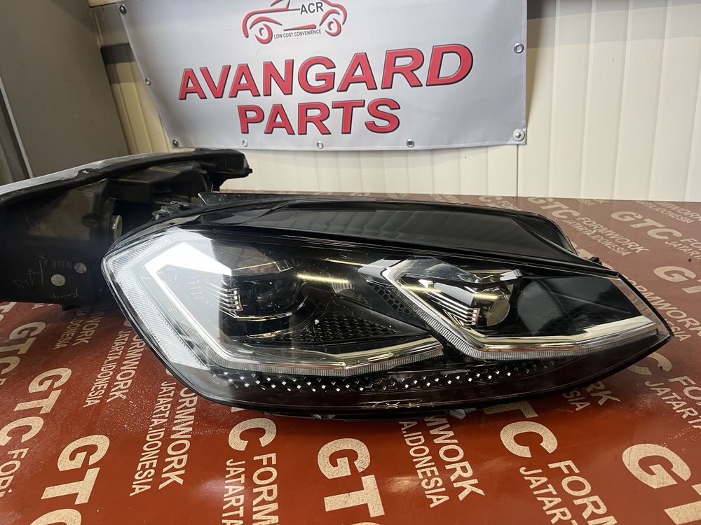 Фар Volkswagen Golf 7 Full LED