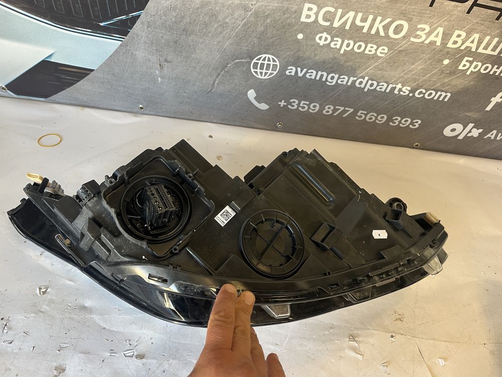 Фар Volkswagen Golf 8 ляв
