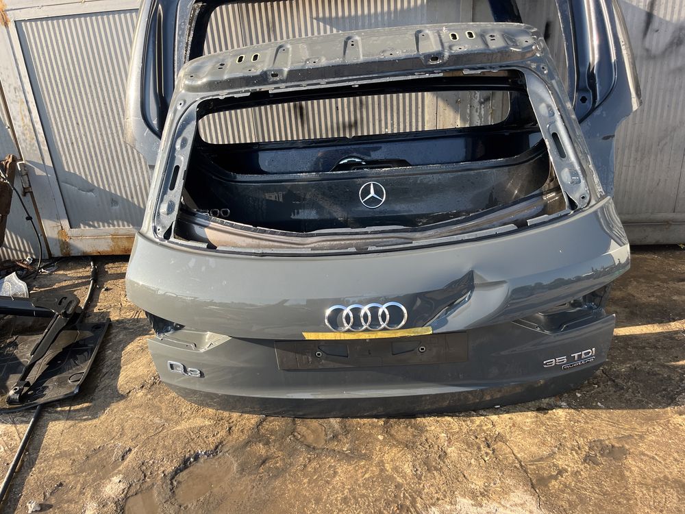 Капак,багажник Audi Q3 2022г