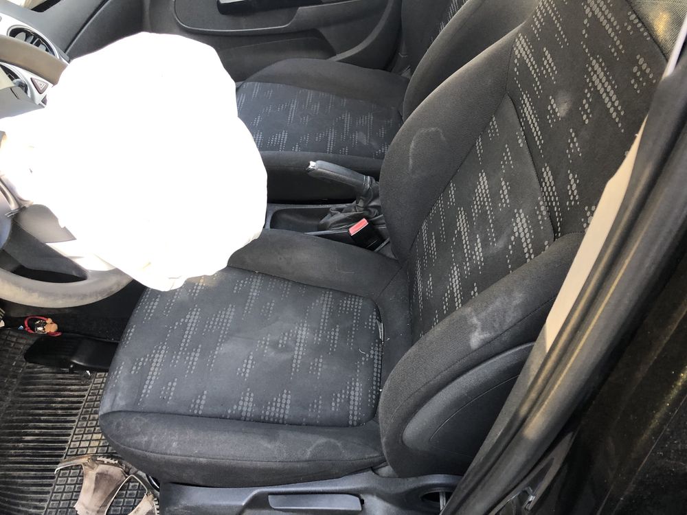 Opel Corsa 1.2 бензин 2012 г