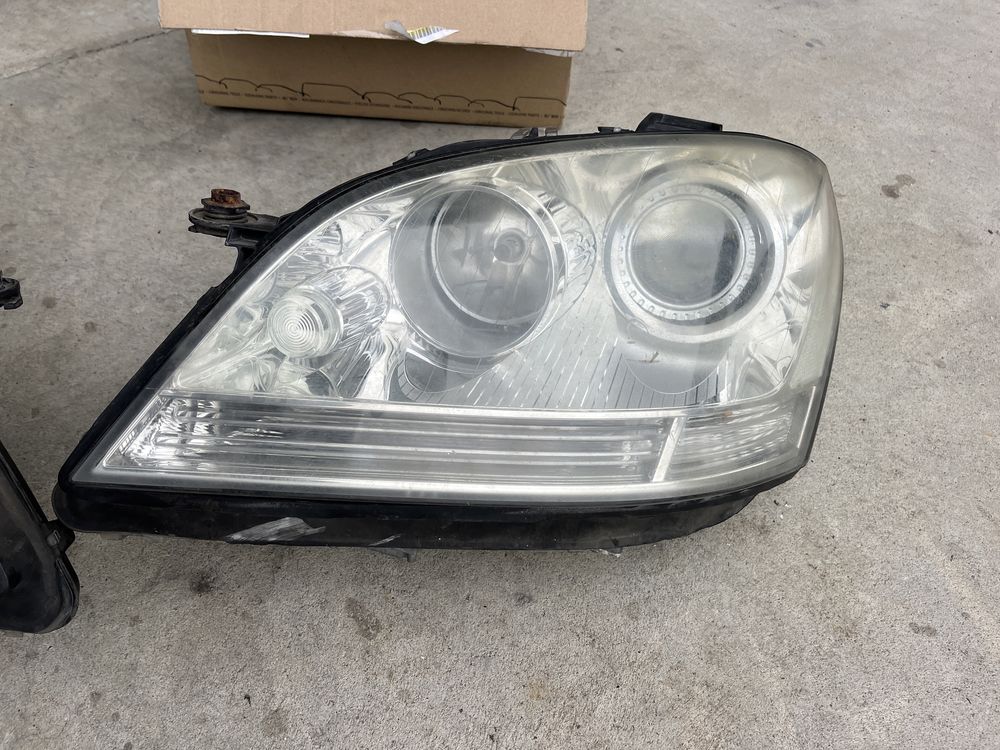 Фар Mercedes Ml 2006г ляв и десен