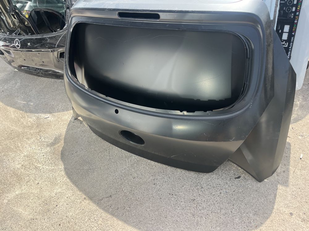 Капак,багажник Hyundai i20 2бр