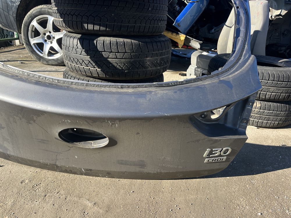 Капак/багажник Hyundai I30 2017г 3бр
