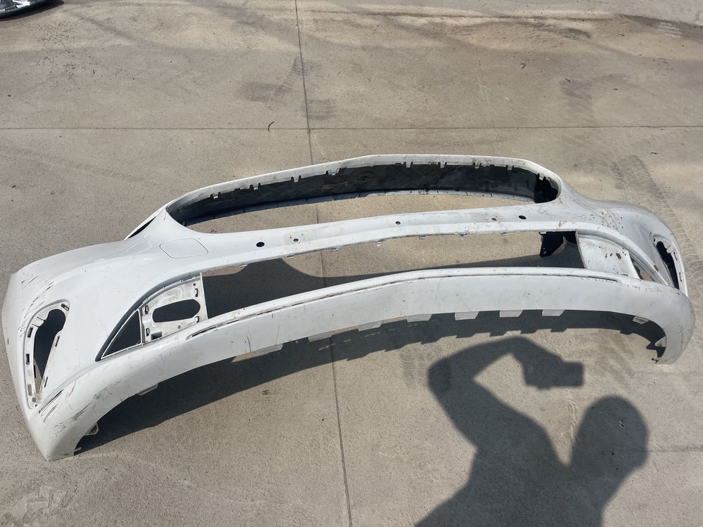2 броя предна броня Mercedes B class W247