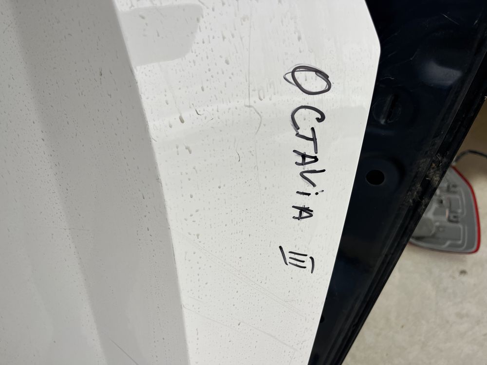 Капак Skoda Octavia 3 след 2017-