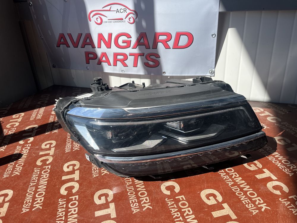 Фар Volkswagen Tiguan Full Led 16-