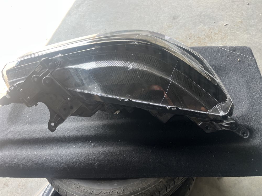 Фар Suzuki SX 4 S Cross 2021 LED