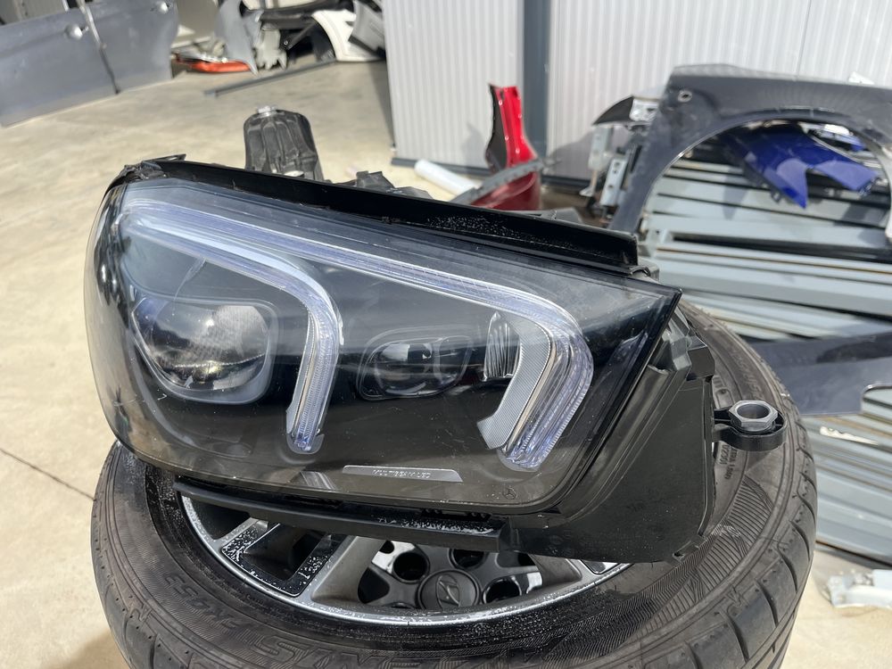 Фар Mercedes GLE 2020- десен 2 бр W167