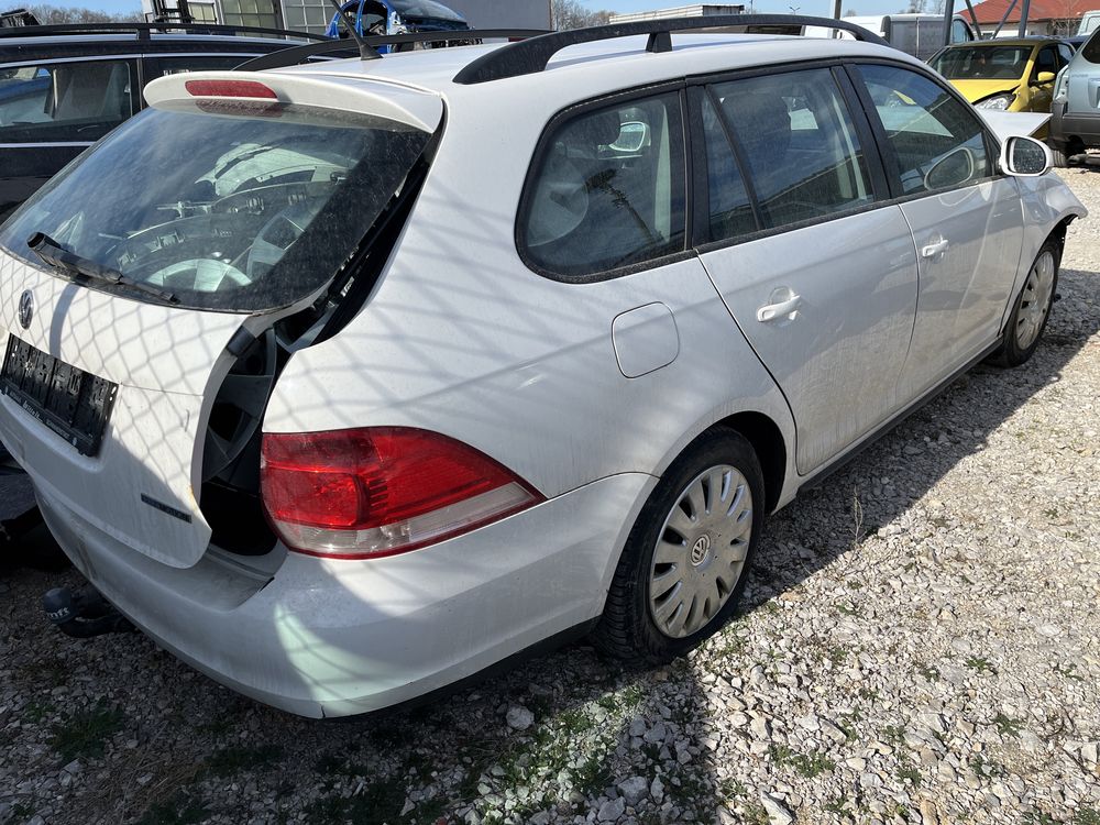 VW Golf 5 комби 1,9TDI 105 к.с BLS