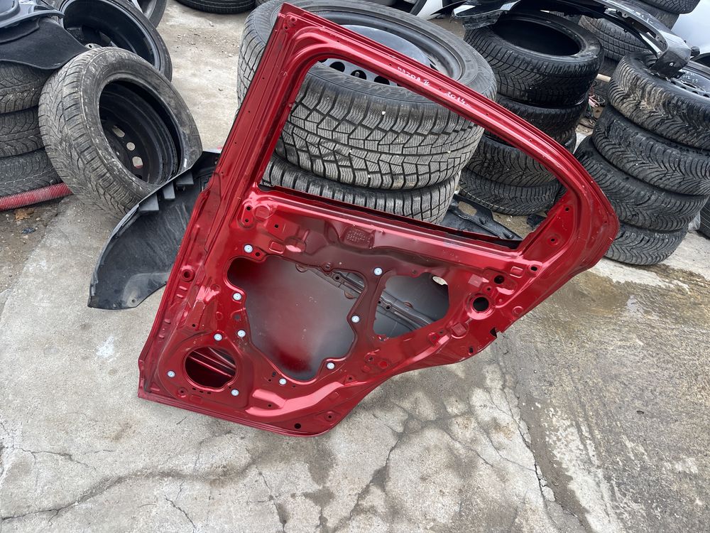 Врата Mazda 2 2014-